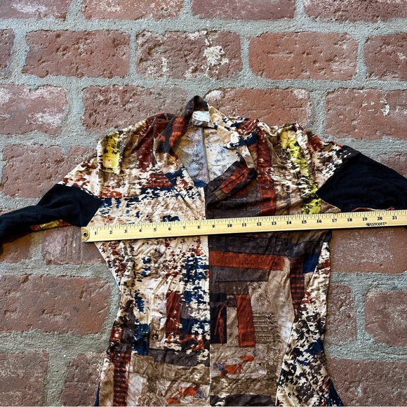 Gary Graham Small Batch Abstract Print Long Sleeve Silk Top - Picture 8 of 12